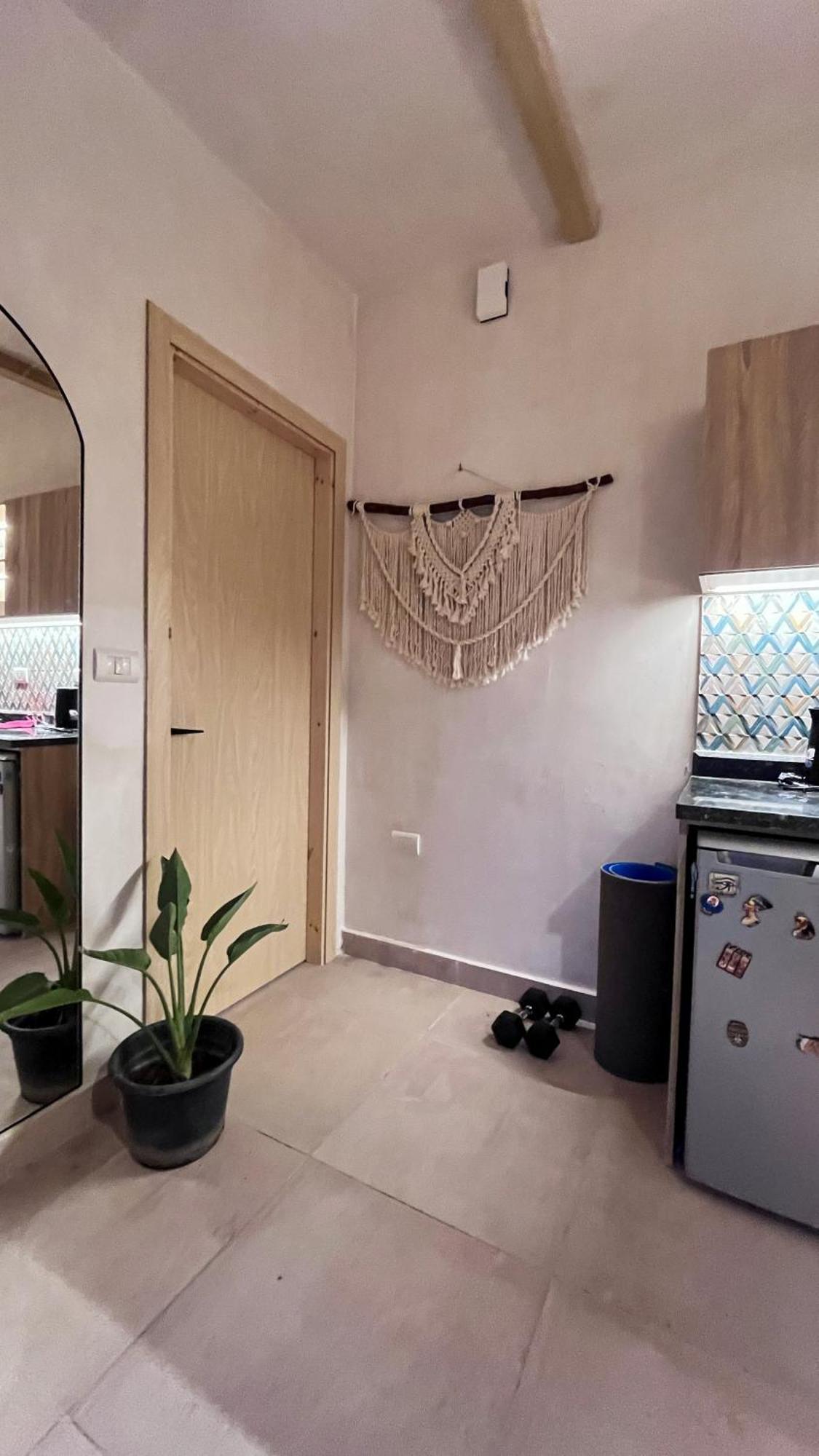 Appartamento Boho Getaway With Pyramids View & Jacuzzi Giza Esterno foto